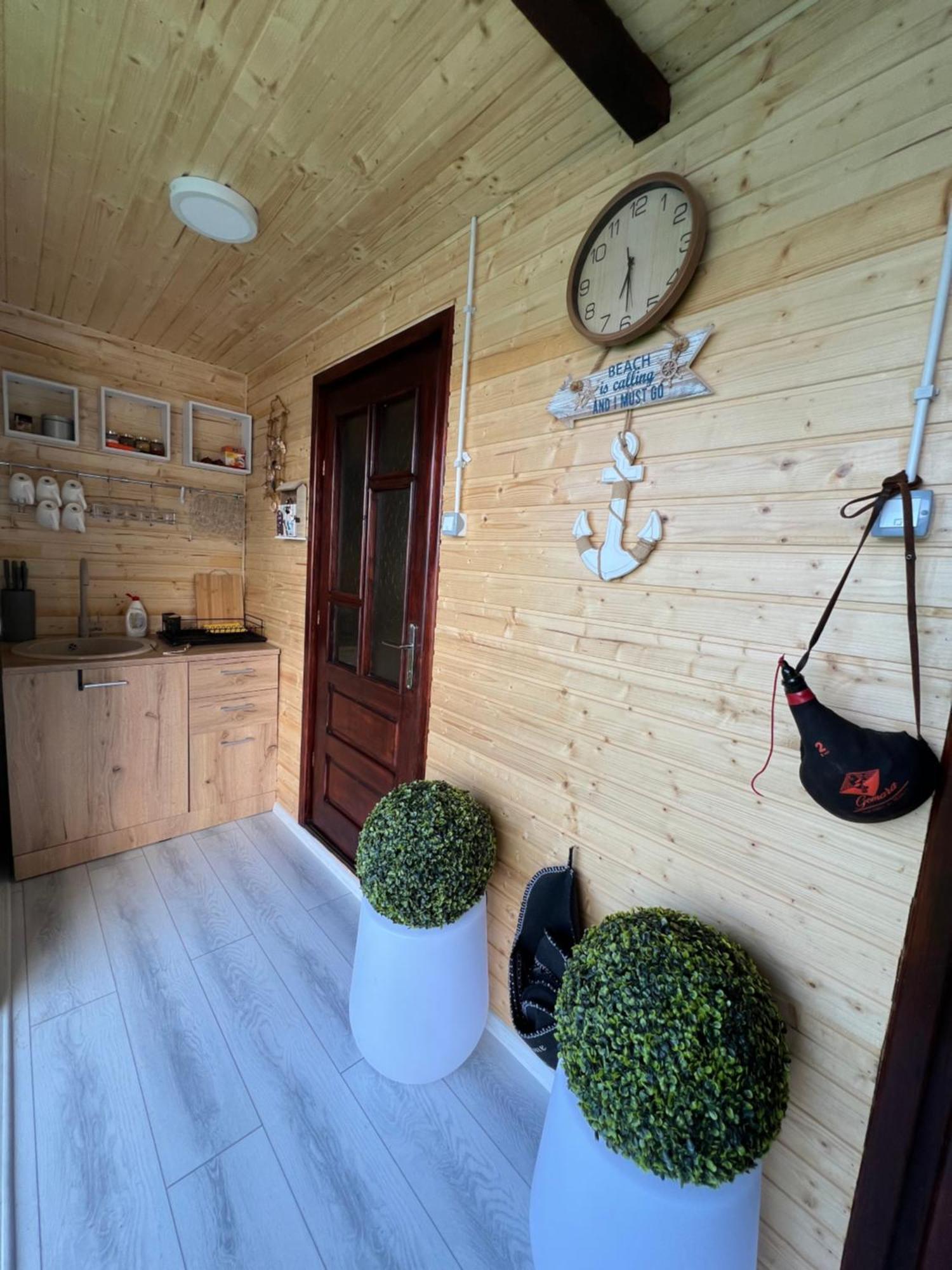Casa Pe Lac Bicaz Exteriör bild