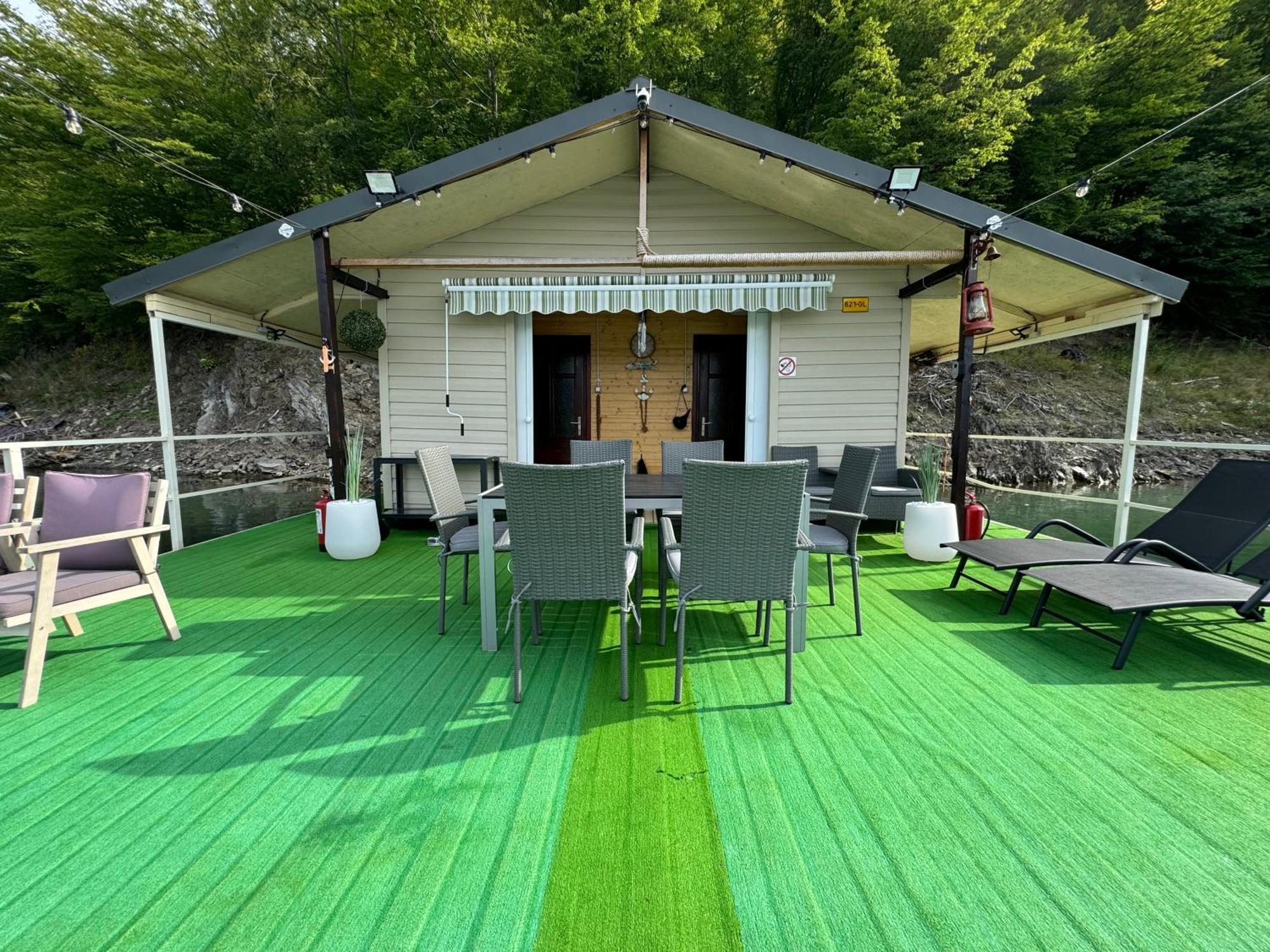 Casa Pe Lac Bicaz Exteriör bild
